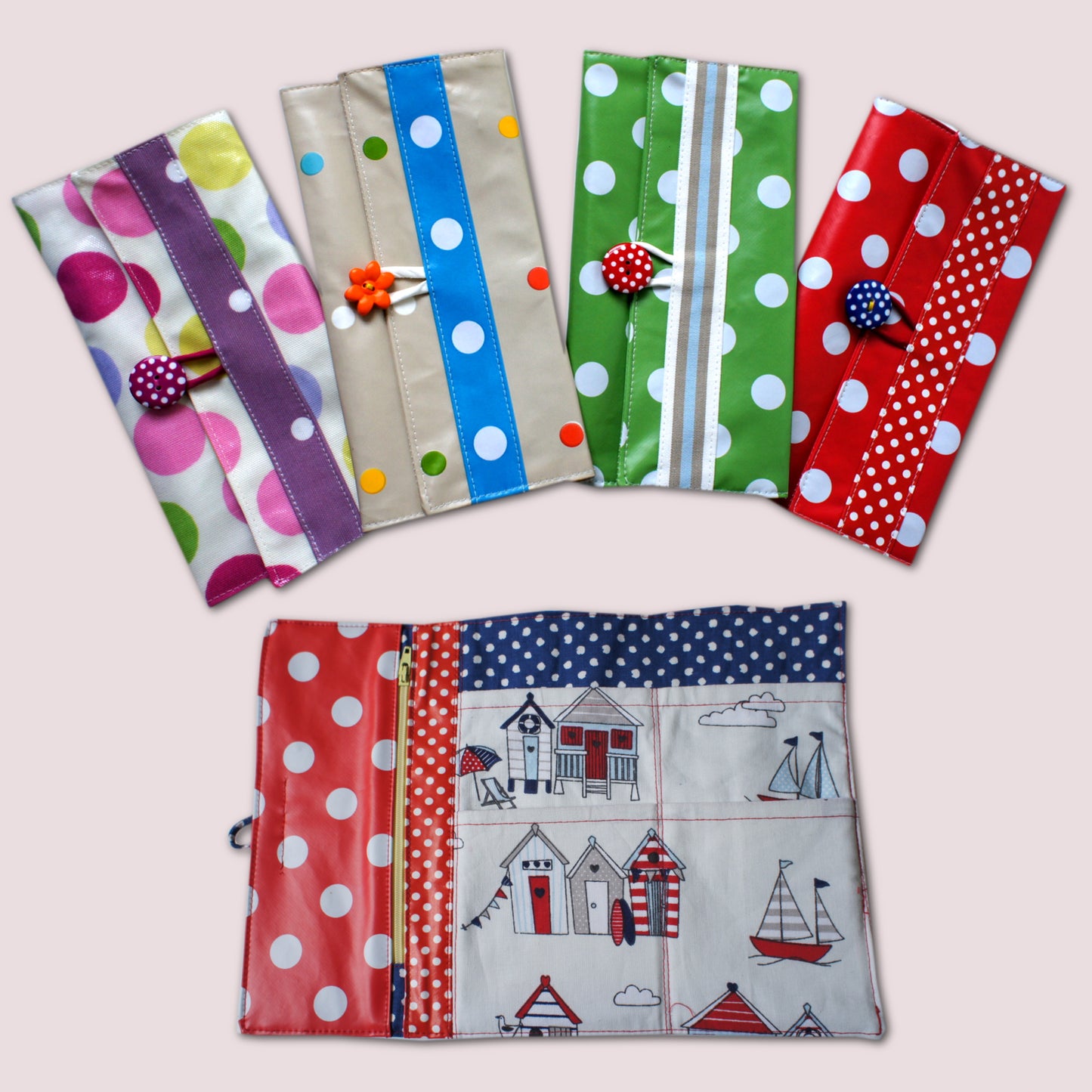 TRAVEL WALLET
