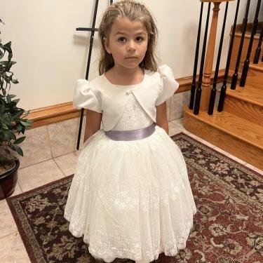 Flower girl dress pdf sewing pattern, cummerbund sash, big bow, classic flower girl frock, covered buttons, rouleaux loop fastening. Free You Tube Video playlist. Customer photos.